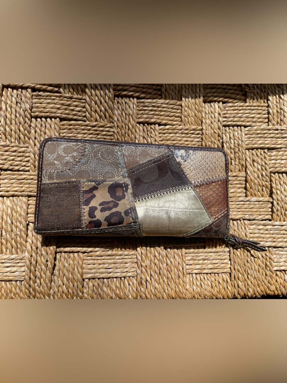 Vintage Y2K Coach Patchwork Wallet with Brass Hardwear - Picture 7 of 10